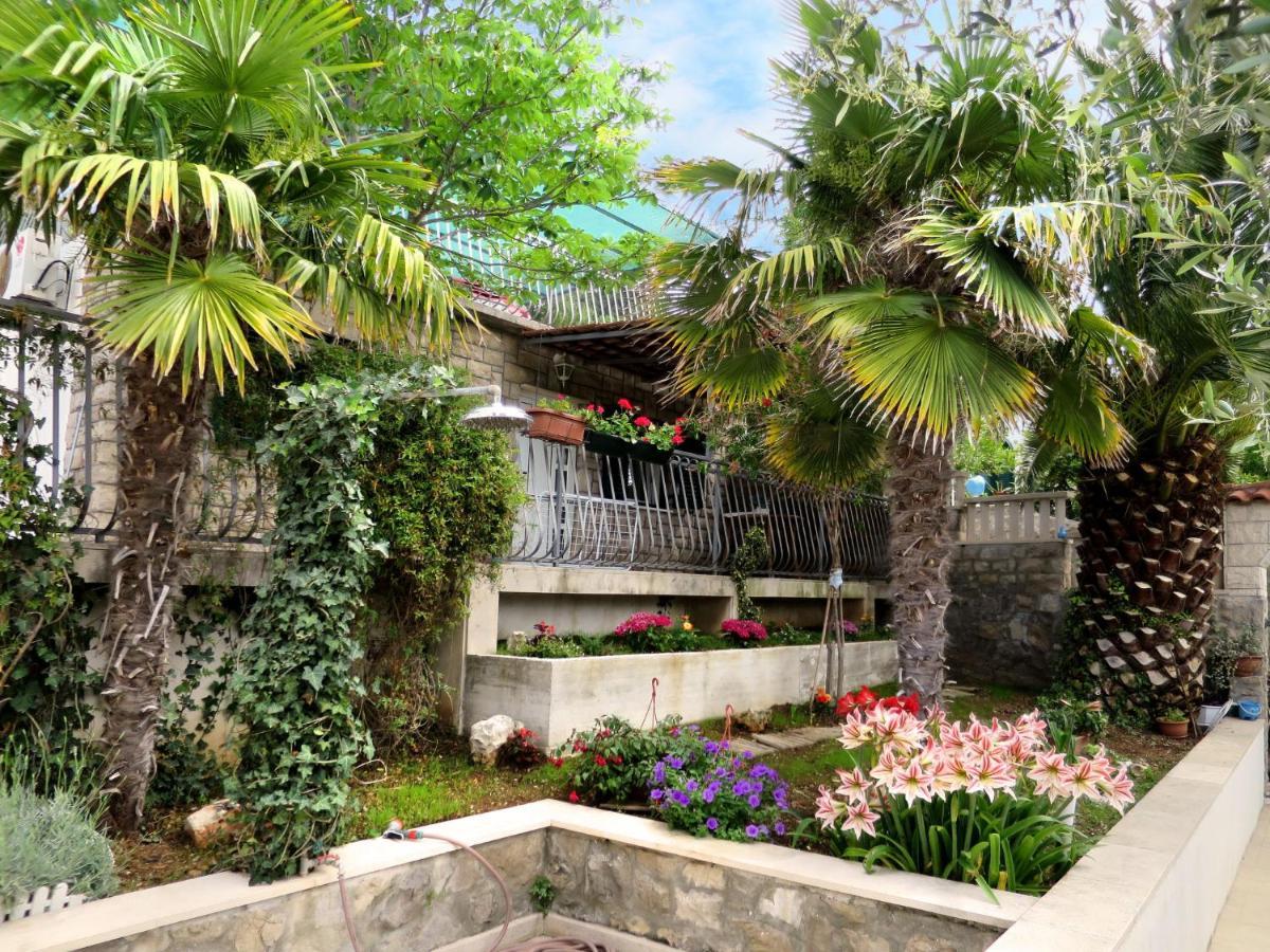 Holiday Home Garden Apartment - Brc650 By Interhome Сумартин Экстерьер фото