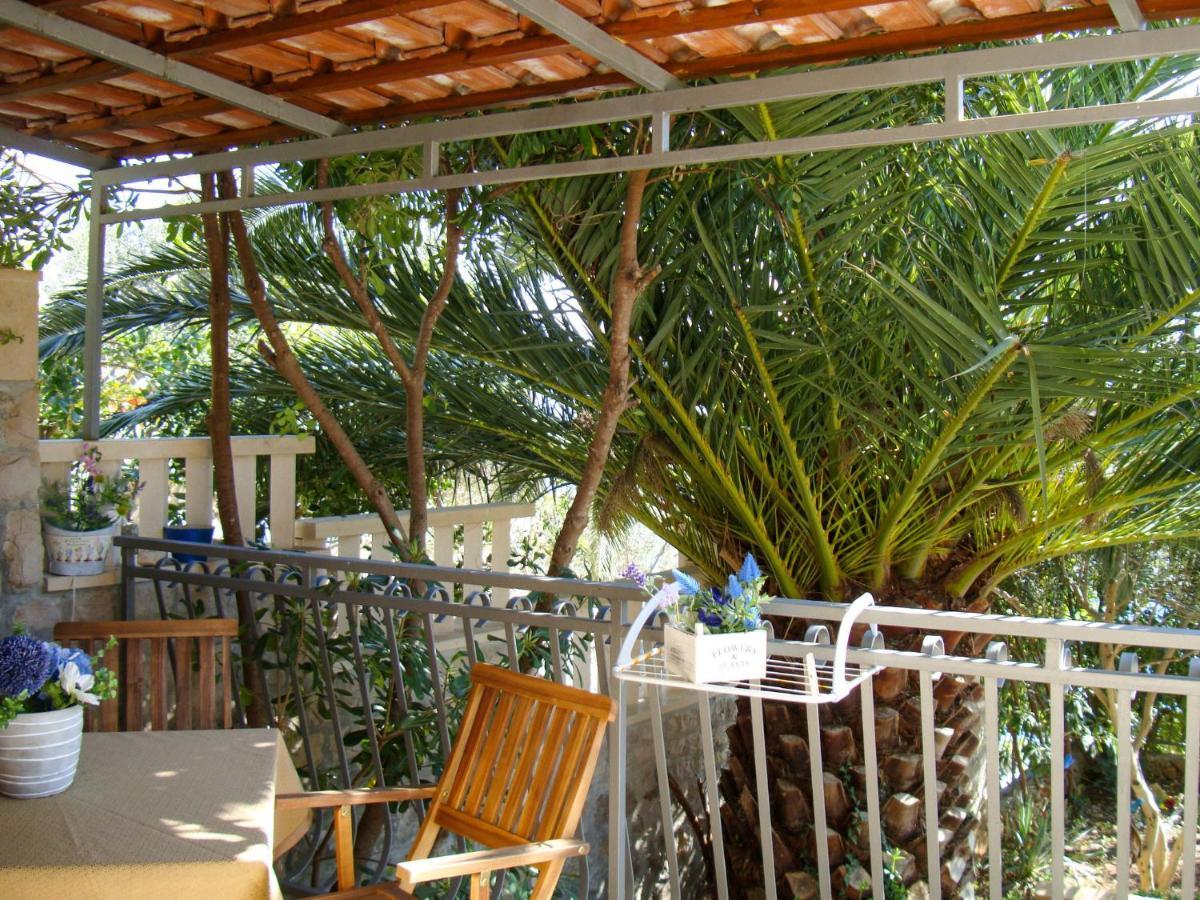 Holiday Home Garden Apartment - Brc650 By Interhome Сумартин Экстерьер фото